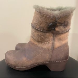 Dansko Stormy Brown Shearling Lined Foldover Leather Snow Boots Women EU 38 US 7